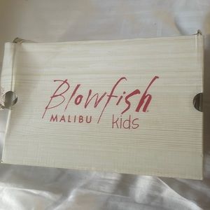 Blowfish Malibu Kids size 5 girls sandals unused new